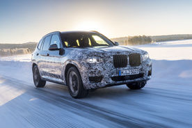 Новый 2018 BMW X3 прошел тестирование в Швеции